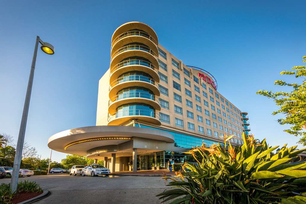 Rydges Parramatta Hotell Exteriör bild